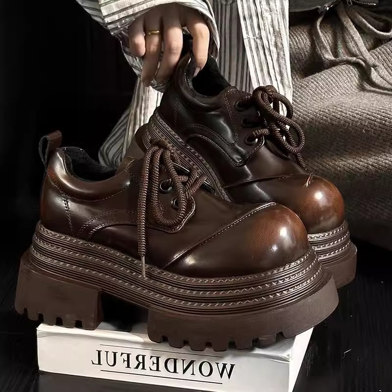 Mocassins rétro de style brita - Leather Shoe Polish avis et prix